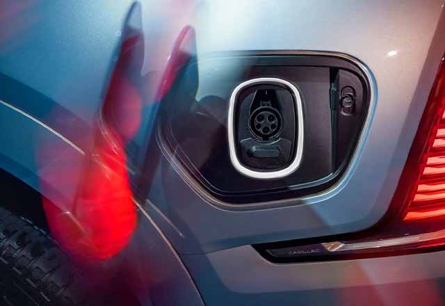 2025 Cadillac Escalade IQ charging point